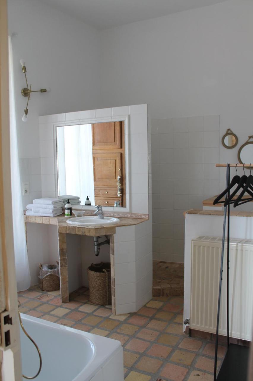 La Demeure Bed And Breakfast Aubais Kültér fotó